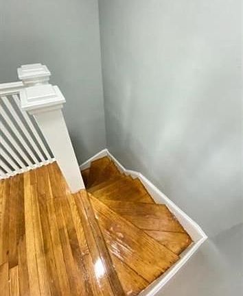 2nd image of 134 Briggs St Floor 2