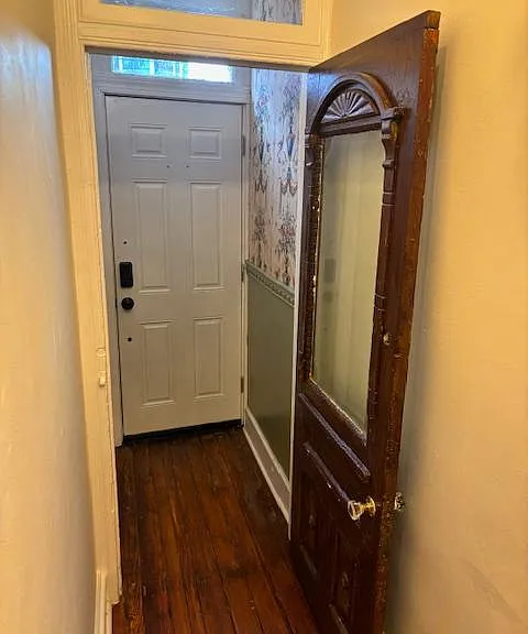 Energy efficient original vestibule