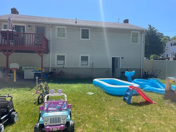 3rd image of 73 Southworth Ct