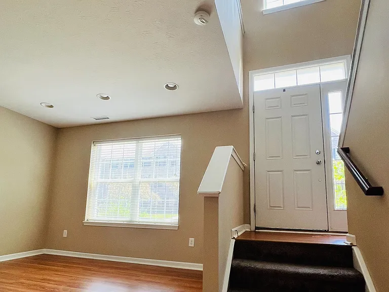 247 Coatsville Dr — Photo 3