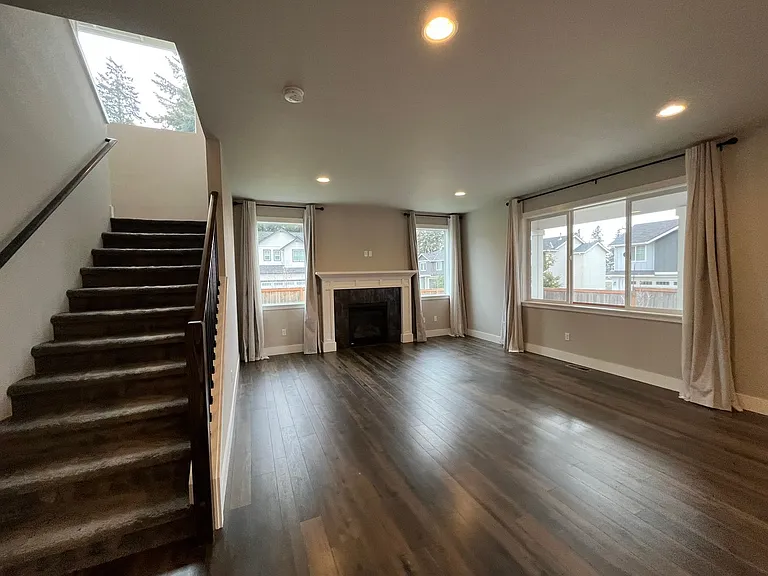 15675 NE Clackamas Ct — Photo 12