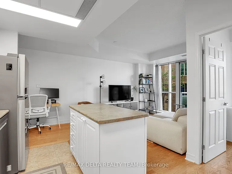 134 York St #205 — Photo 16