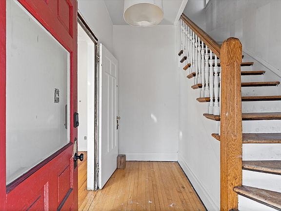 2nd image of 2536 N Central Park Ave