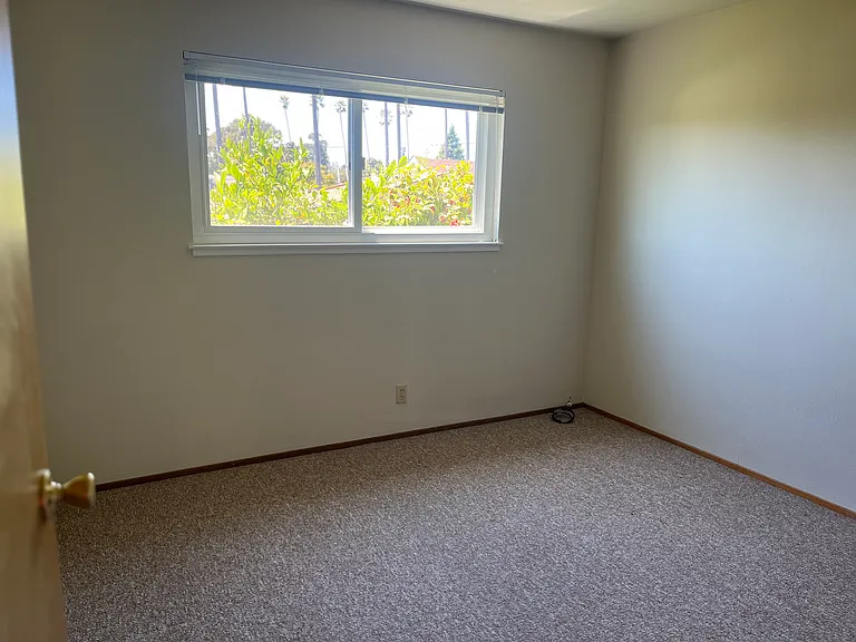 834 San Antonio Ave #E — Photo 10