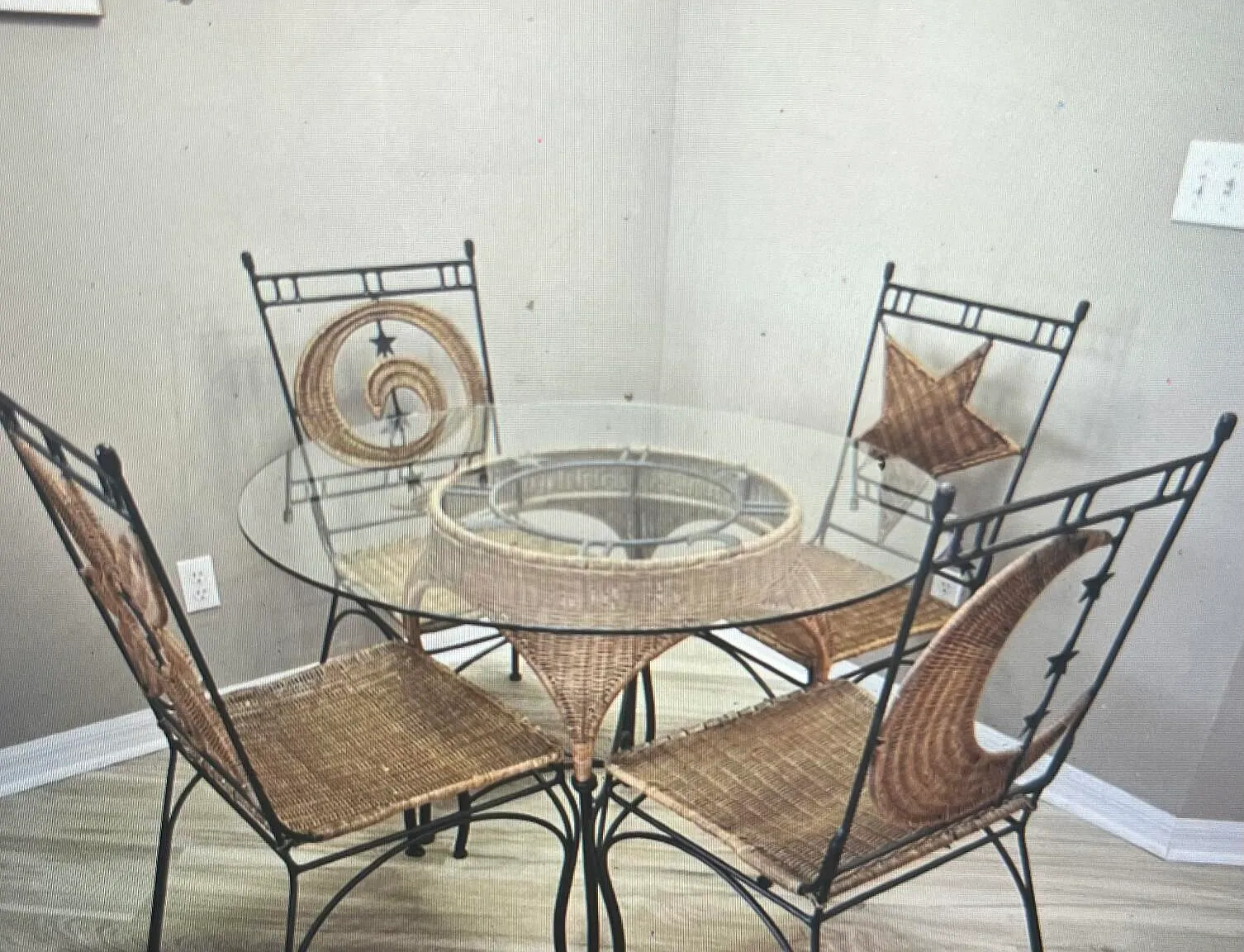1 bed, 1.0 bath, 900 sqft, $1,795 — Photo 3
