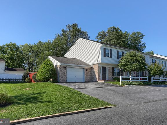 5th image of 1800 Carlton Ct