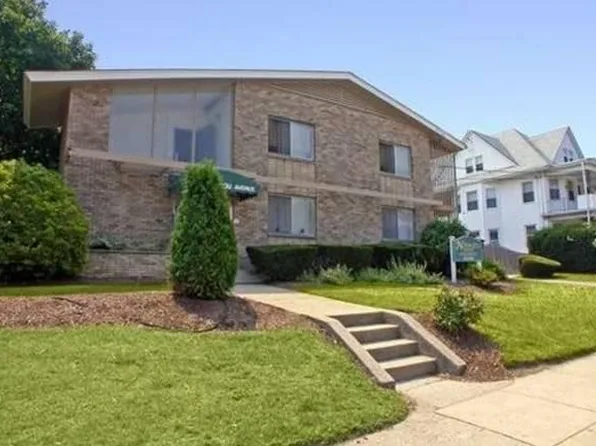 90 Norwood Ave #6, Providence, RI 02905