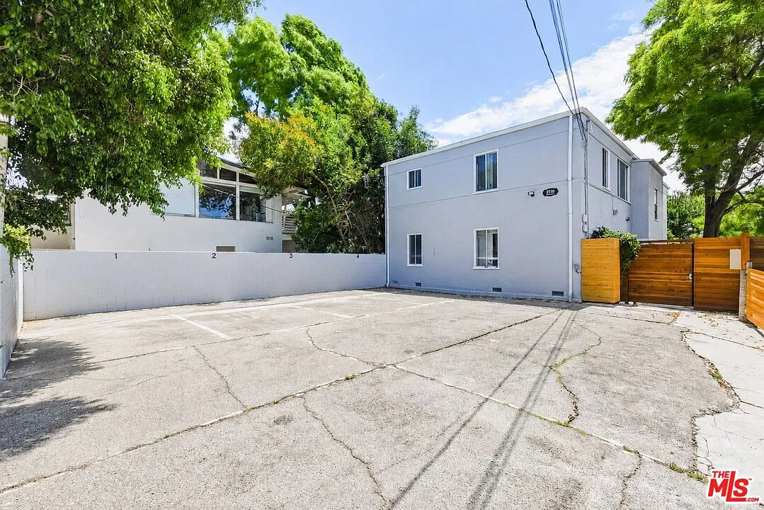 1 bed, 1.0 bath, 750 sqft, $2,495 — Photo 3