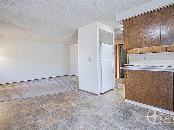 5th image of 3020 NE 78th Ave
