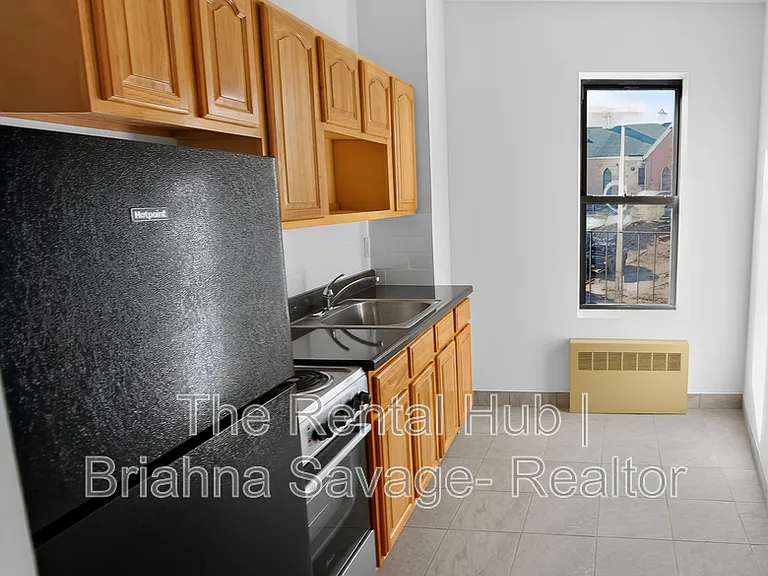91 Elm St — Photo 8