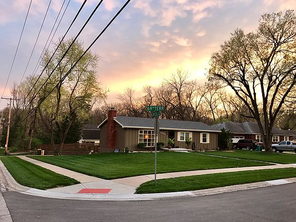2nd image of 10301 W 69th Ter