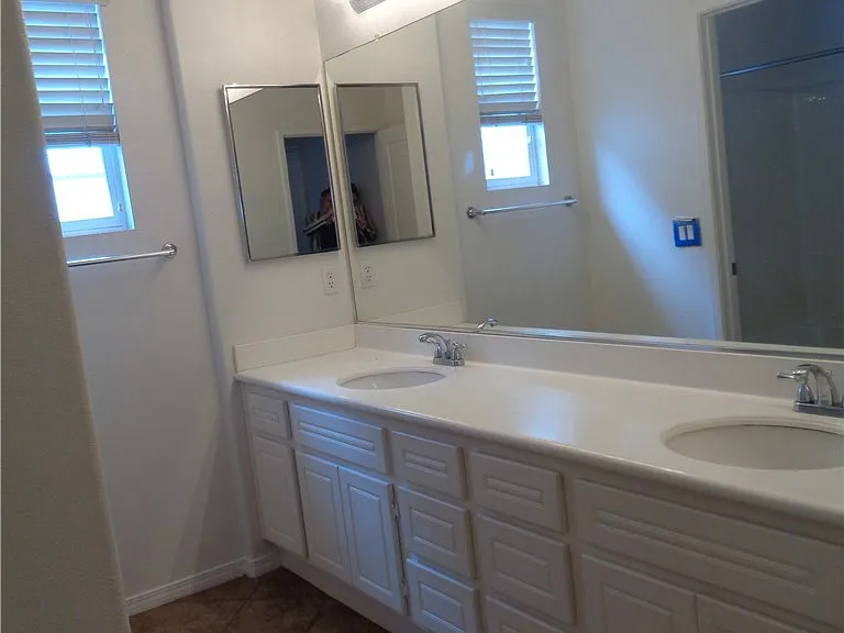 20904 Monarch Ln #27 — Photo 16