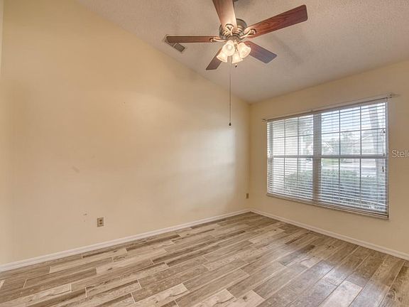 3rd image of 1916 Brandy Mill Ln