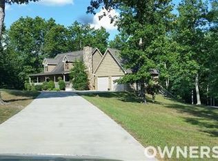 2333 Leatherwood Rd, Oneida, TN 37841