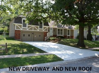 12903 W 77th Ter, Lenexa, KS 66216