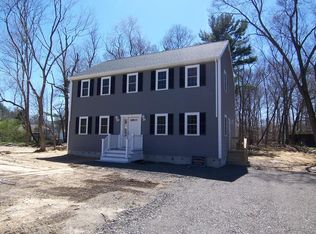 160 Pine St, Holbrook, MA 02343