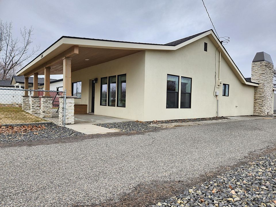 1st image of 4302 W 10th Ave