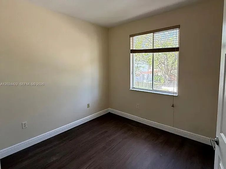 6542 Hidden Cove Dr #4 — Photo 10