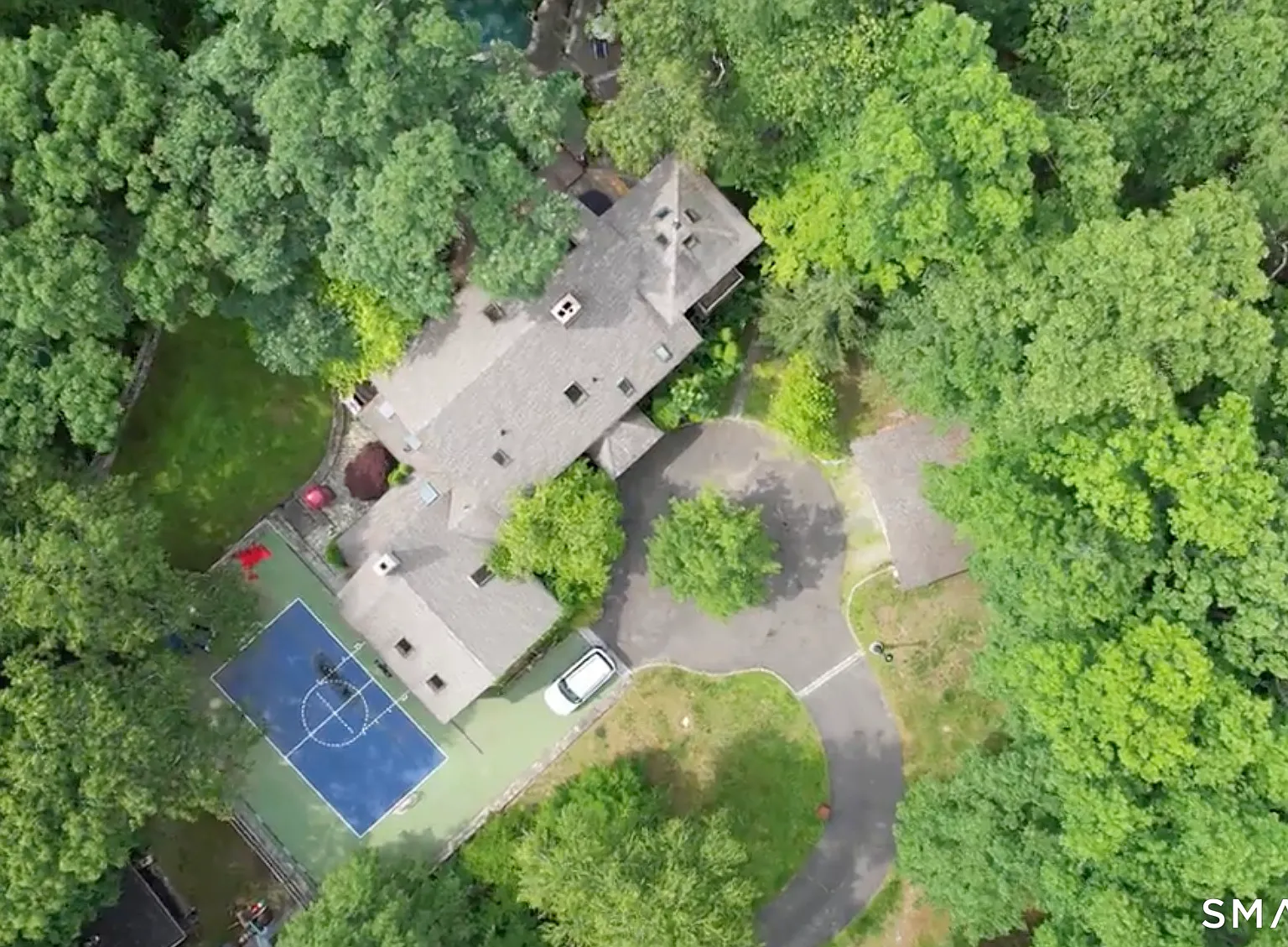4 bed, 4.5 bath, 3350 sqft, $15,000 — Photo 1