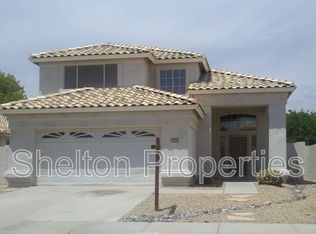 6822 W Louise Dr, Glendale, AZ 85310