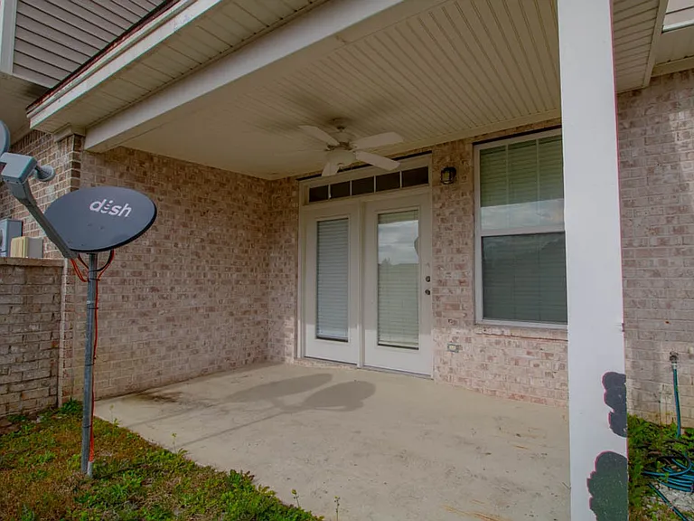 127 Ventura Pl — Photo 36