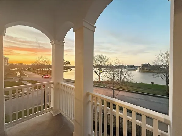 250 Breezy Way, The Woodlands, TX 77380