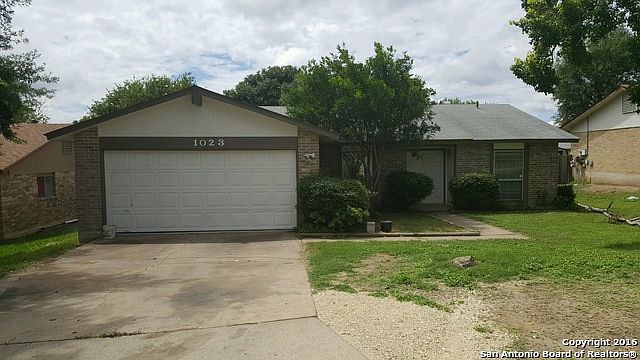 1st image of 1023 Gallatin Dr