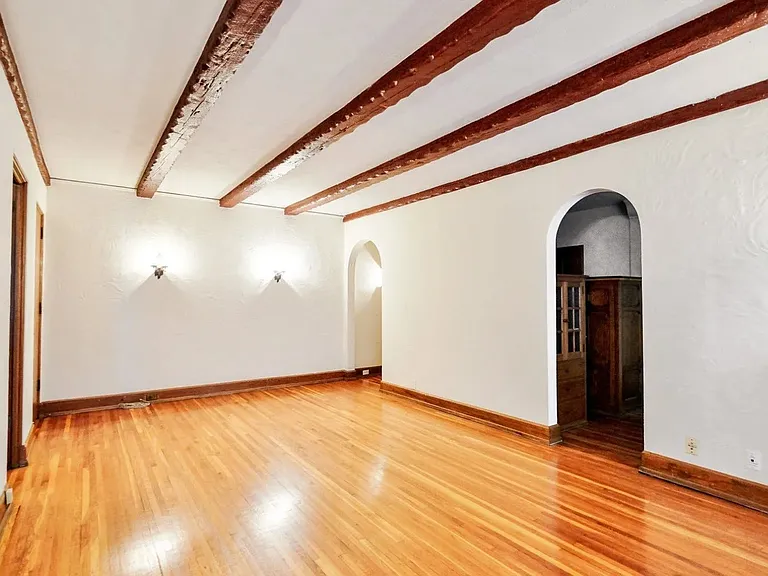 Welcome to Central Lakes of Uptown, where modern elegance meets timeless charm. Sunlit, spacious interiors with stunning hardwood floors create the perfect backdrop for your lifestyle. Schedule a tour to see your new home today!