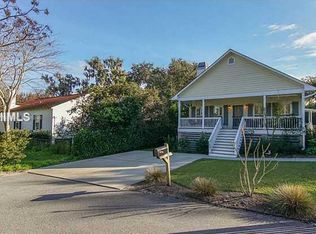605 Glebe St, Beaufort, SC 29902