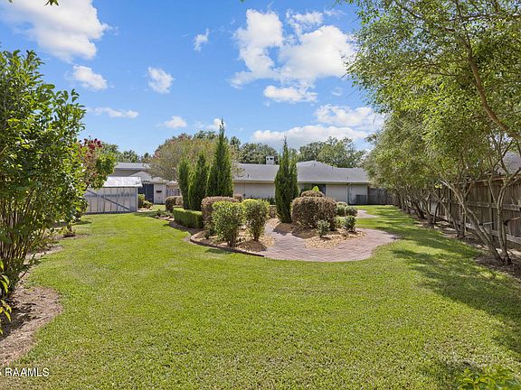 3rd image of 536 Robert Lee Cir