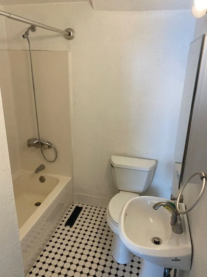 1308 South St. Unit 1, 2, 3 — Photo 3