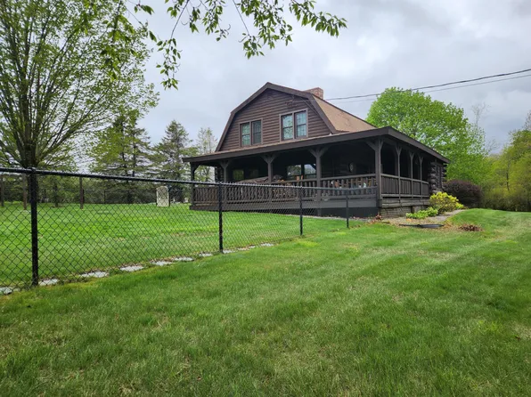 24 Knights Pond Road, North Berwick, ME 03906