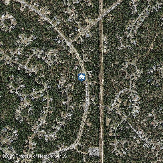 2nd image of 107 Cypress Blvd E