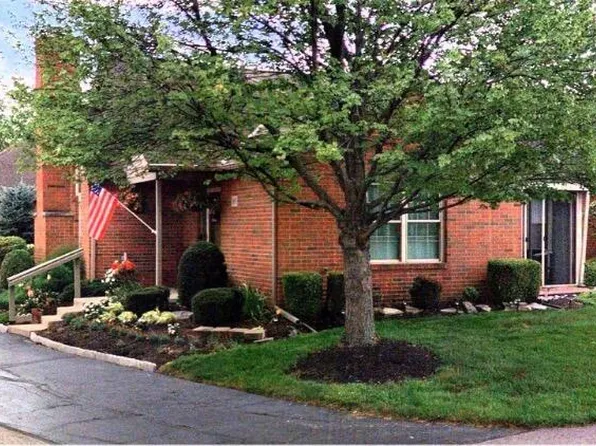 2405 Sportsman Dr, Grove City, OH 43123