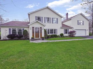 133 Nichecronk Rd, Dingmans Ferry, PA 18328