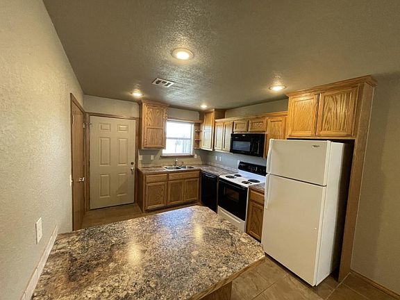 3rd image of 1512 N Kennedy Ln