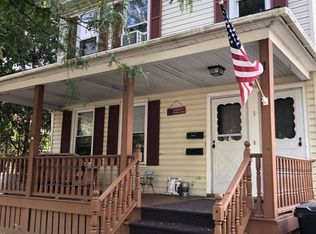 3 Woodrow Ct, Troy, NY 12180