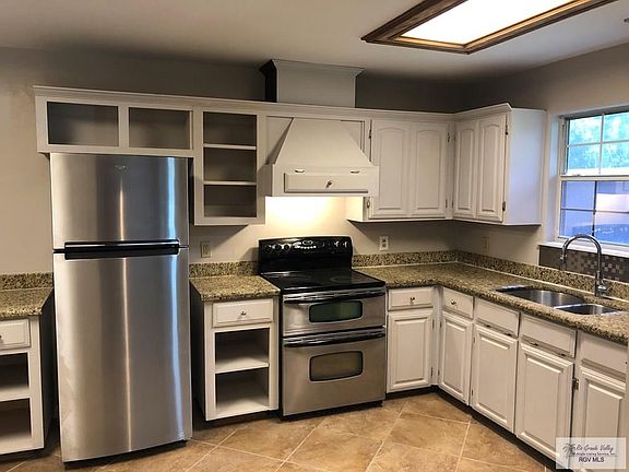 4th image of 709 Washington Cir