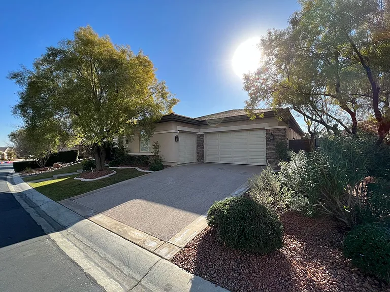 10895 Iris Canyon Ln — Photo 15