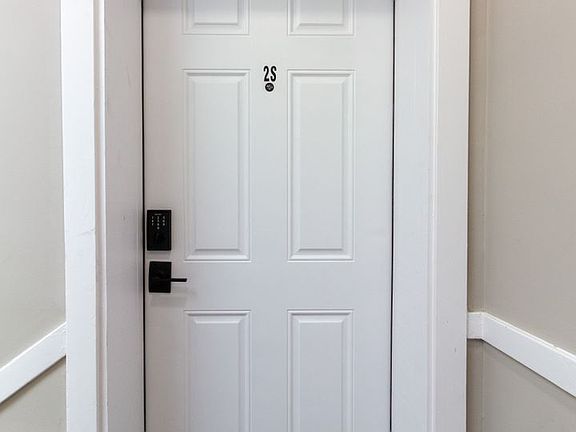 4th image of 2817 N Talman Ave #3B-2BA