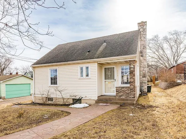 815 N 42nd Ave W, Duluth, MN 55807