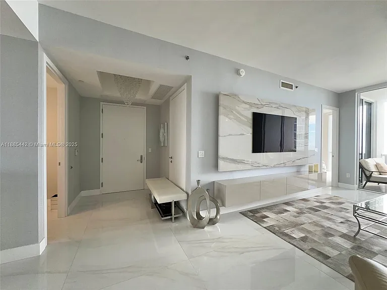 15901 Collins Ave #2406 — Photo 2