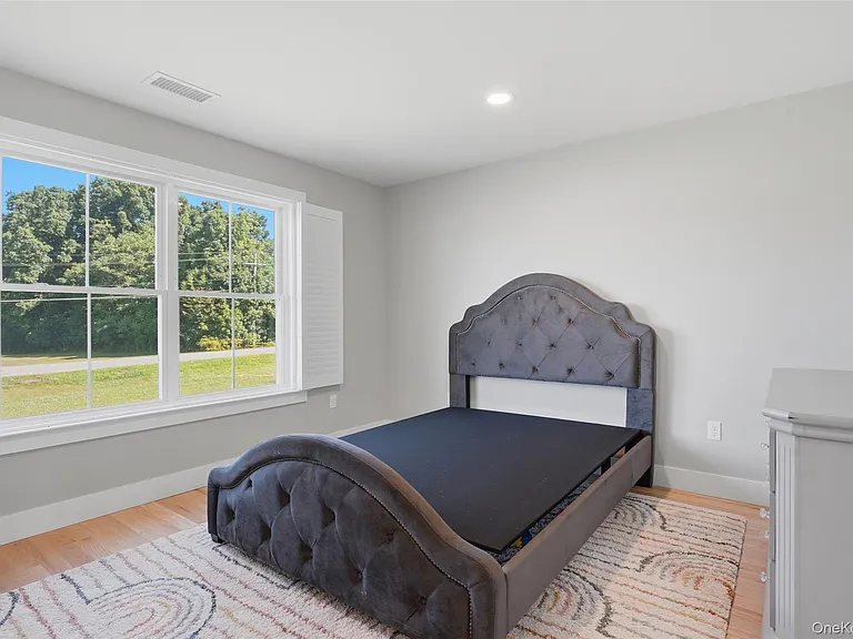 112 Pine Grove Rd — Photo 20