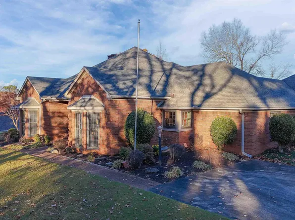 3404 Vestavia Cir SW, Decatur, AL 35603