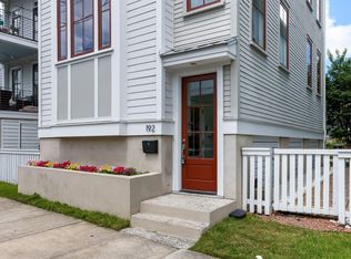 192 President St, Charleston, SC 29403