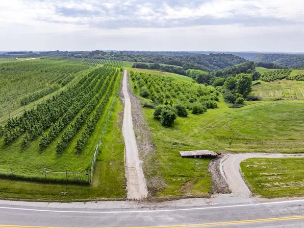 000 STATE HIGHWAY 171, Gays Mills, WI 54631