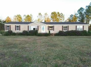 2447 Easy St, Effingham, SC 29541
