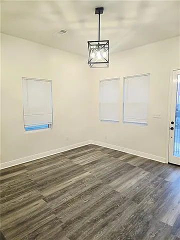2713 Baronne St — Photo 3