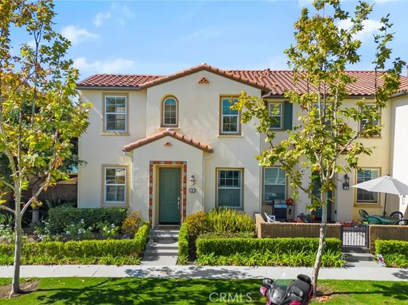 8 Gallo St, Mission Viejo, CA 92694