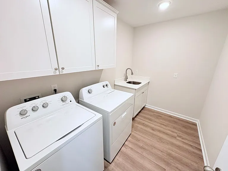 101 Brown Cir — Photo 33